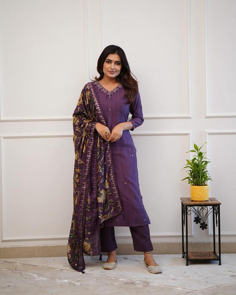 Indian Women's Cotton Flex Embroidery Kurta Set