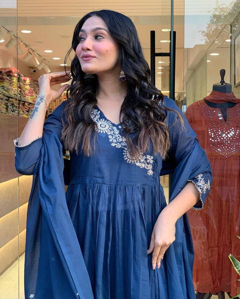 Beautiful Embroidery Work Kurta Set For Indian Women's