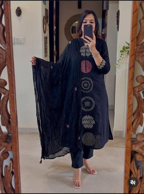 TRENDING LATEST NEW KURTA SET FOR WOMEN'S