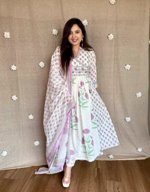 Cotton Anarkali Kurta Set For Women's