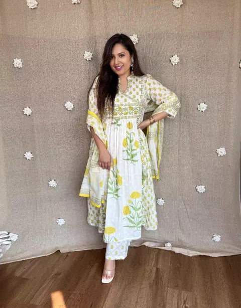 Cotton Anarkali Kurta Set For Women's